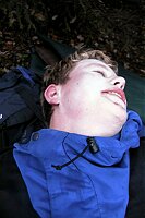 Jens Fredrik med brukket rygg