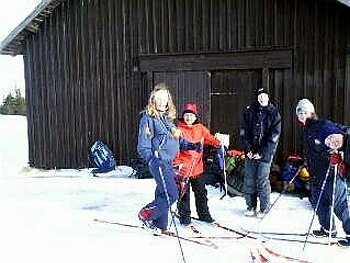 Jentene klare til skitur