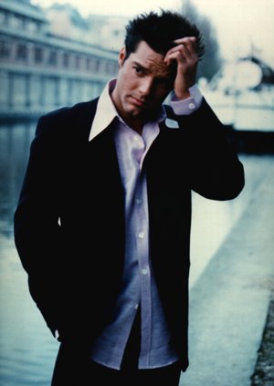 The OFFICIAL Ricky Martin Homepage