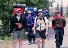 4walk.jpg (65995 bytes)