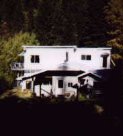 HUSS10-9.JPG - 5320 Bytes