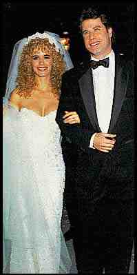 Travolta bliver gift med hans nuv&aelig;rende kone (1991)