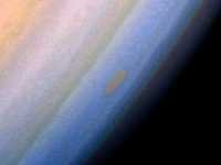 close up of Saturn's horizon