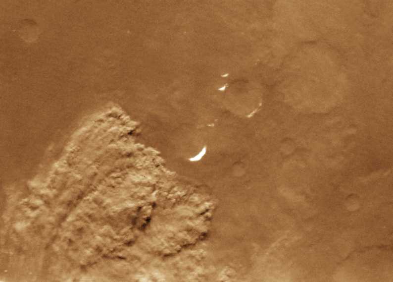 lcldust.jpg (29712 bytes)