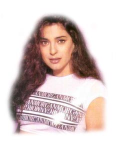 Juhi Chawla Pagephoto