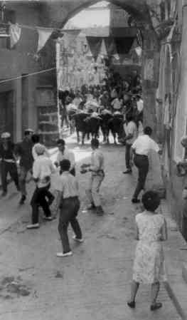 viejaencierro50.jpg (9787 bytes)