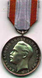 Hesd02a.jpg (8144 bytes)