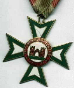 what3.jpg (15962 bytes)