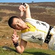 Photo of Master Xing Du demonstrating a Kungfu position.