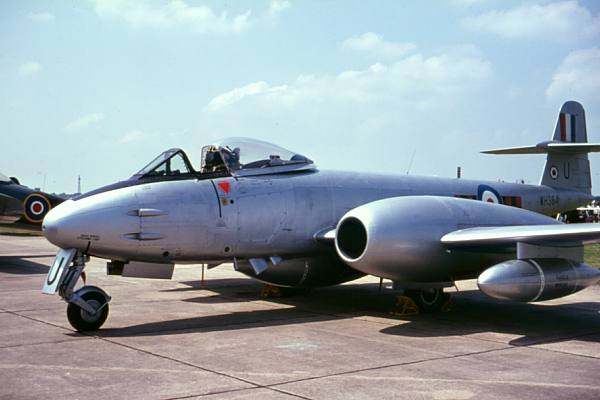 Gloster Meteor F8