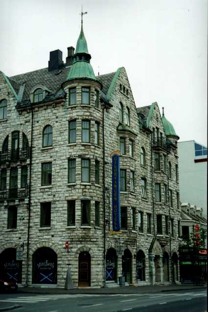 Jeden z hotel� v anglick�m stylu