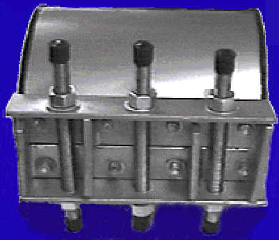 wpe63.jpg (16369 bytes)