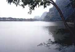 7starlake.JPG (4804 bytes)