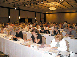 Duplicat la Campionatul Mondial Francofon. 
Fiecare concurent joaca pe tablita proprie.
Sute de jucatori disputa aceeasi partida !