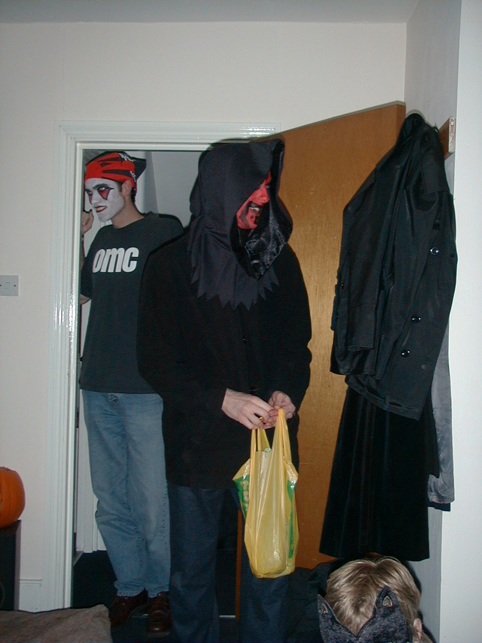 agf00011.jpg (246406 bytes)