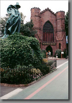 Le Salem Witch Museum