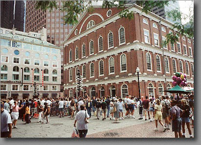 Le Faneuil Hall