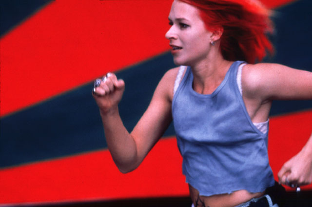 lola2.jpg (37438 bytes)