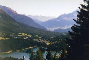 Aussicht auf Heidsee und Alpenpanorama
