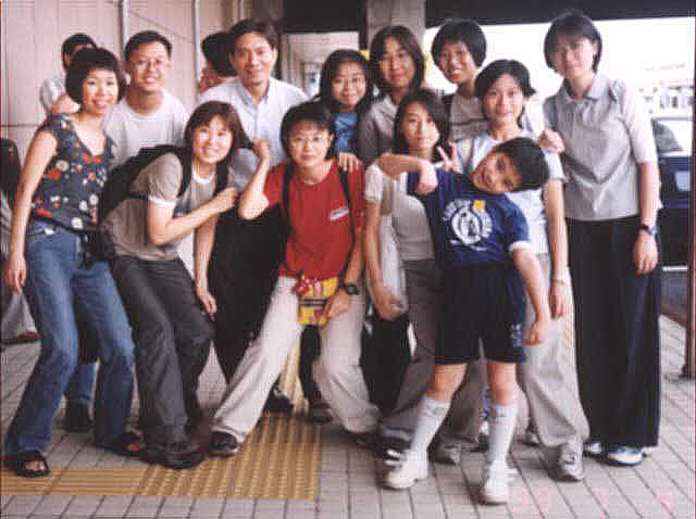 airport1.jpg (45943 bytes)