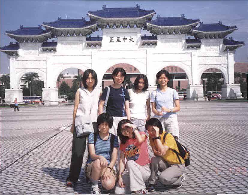 building1.jpg (72133 bytes)