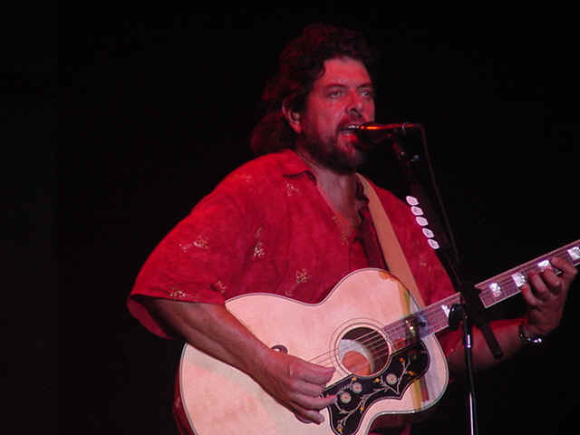 Alan Parsons.jpg (134355 bytes)