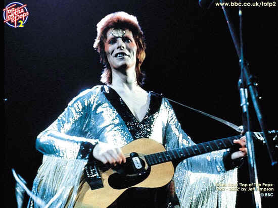 david_bowie.jpg (202370 bytes)