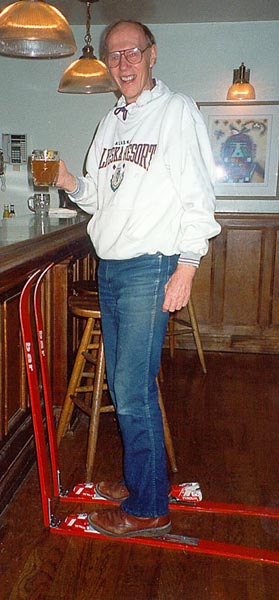 ppl_ed_on_barskis.JPG (44081 bytes)