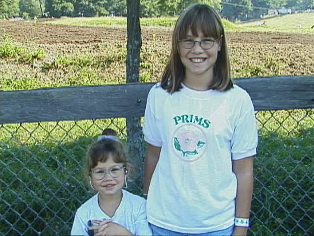 Sisters.jpg (178753 bytes)