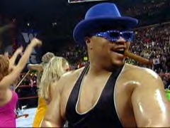 wheremybitchesat? D-lo will never be a pimp. He's a pimp's assistant