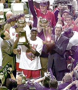 jj.jpg (25285 bytes)