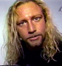 jlclose.jpg (13753 bytes)