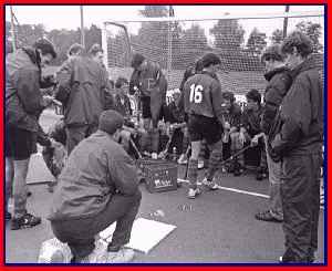 teamh1.jpg (12531 bytes)