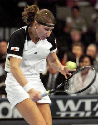 grafnovotnachase1.jpg (21837 bytes)