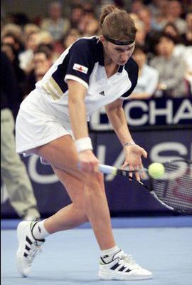 grafnovotnachase2.jpg (20433 bytes)