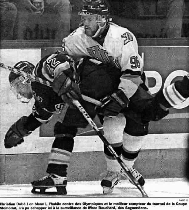 hull.jpg (44812 bytes)