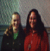 kim&mum.gif (101902 bytes)