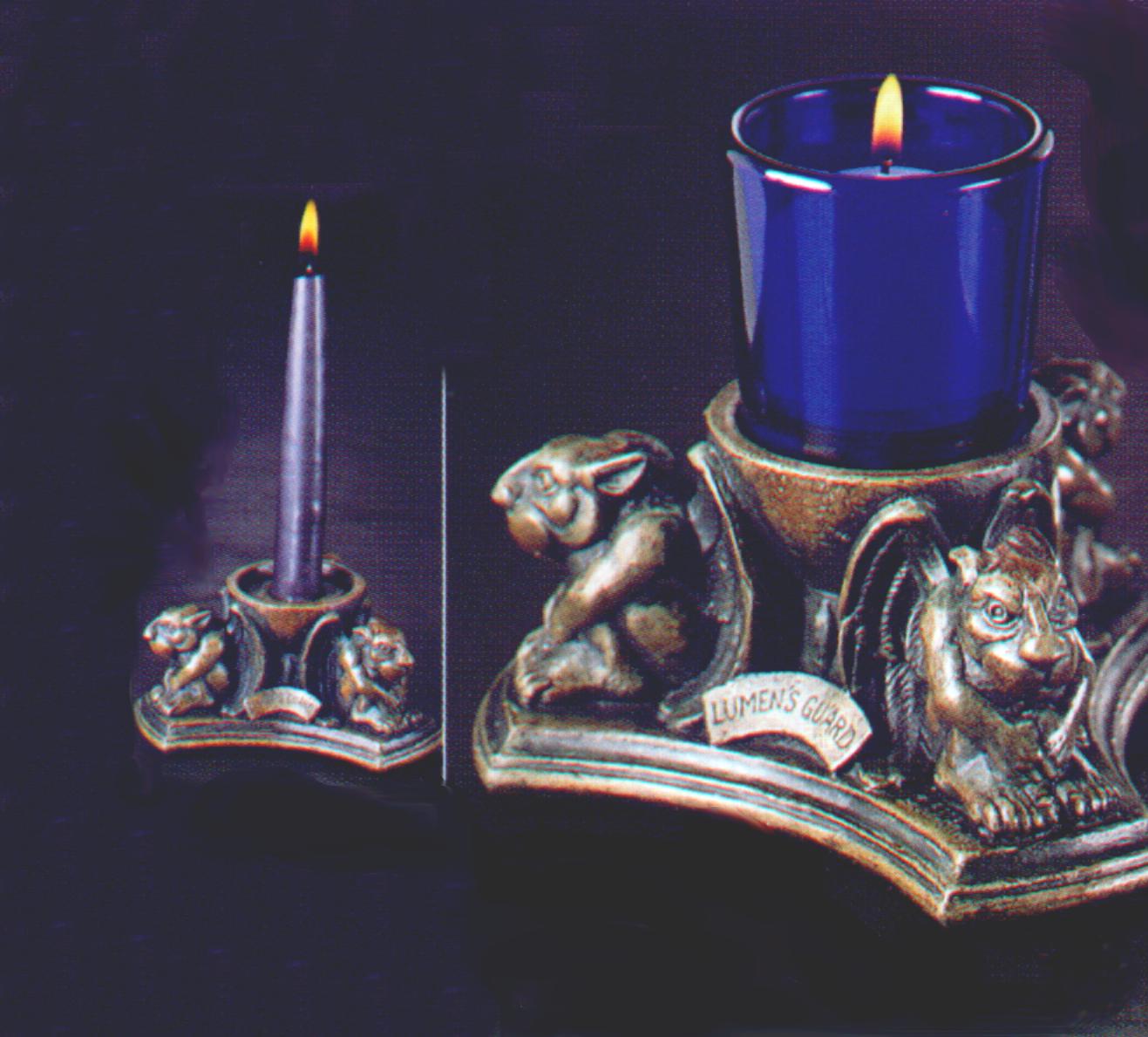 w gift gargoyle c-holder.JPG (137657 bytes)