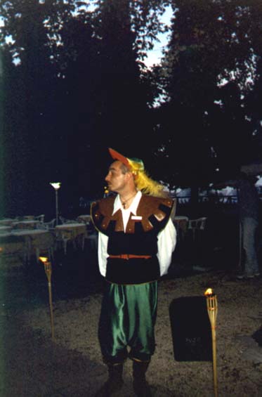 Modena6.JPG (28680 byte)