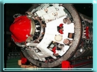 iss14.jpg (38301 bytes)