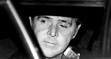 lucas2.jpg (14674 bytes)