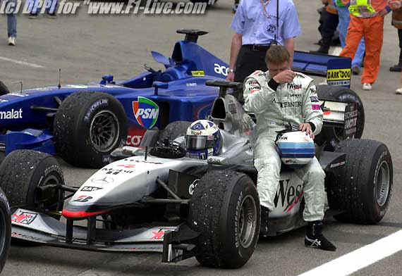 lift.jpg (53026 bytes)