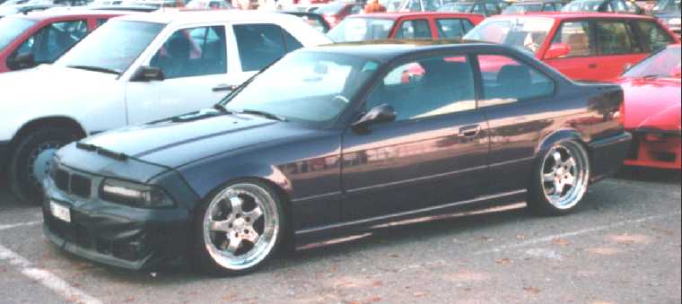 bmw6.jpg (28758 bytes)