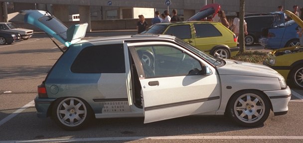 clio1.jpg (40012 bytes)