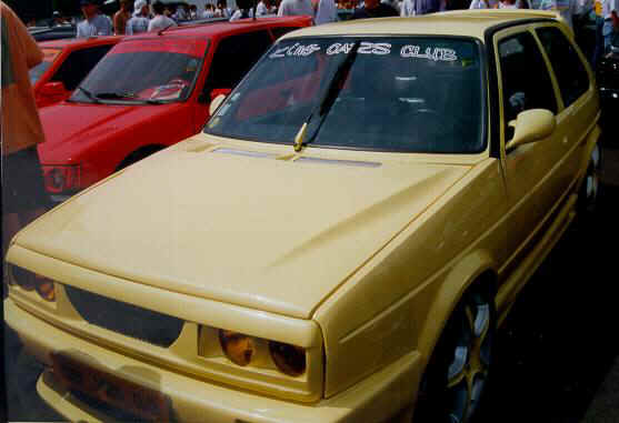 golf1.jpg (22588 bytes)