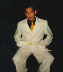 Hehehe...yep this is me at my prom... I had a lil bit of drink and wuz trying to look sober...*hic*