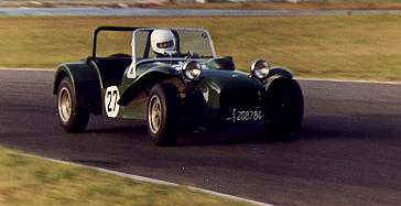 seven04track.jpg (12284 bytes)