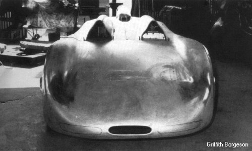 A front view of the new scoops for 1960