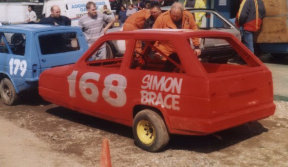 Robin Racing Photos