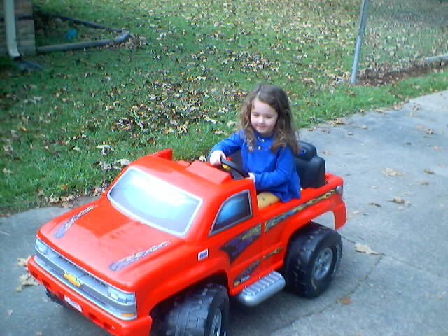 021128hannahtruck_0056.jpg (58479 bytes)